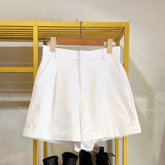 Pants - White High Waist Shorts